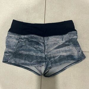 Lululemon short